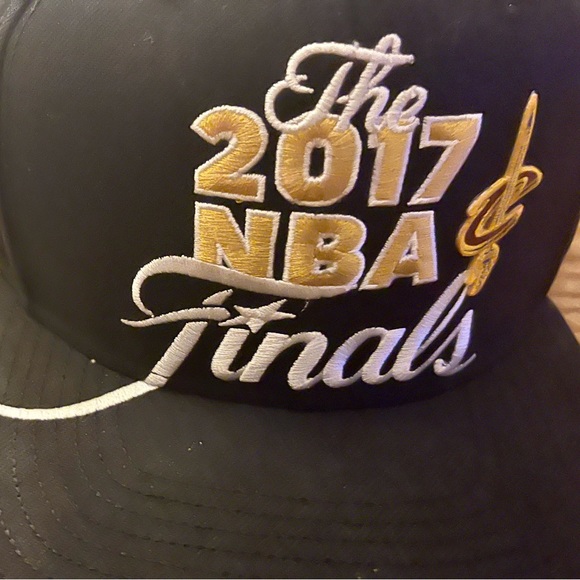Cleveland Cavaliers 2017 NBA Finals Men’s Adidas Structured Adjustable Hat - Picture 3 of 5